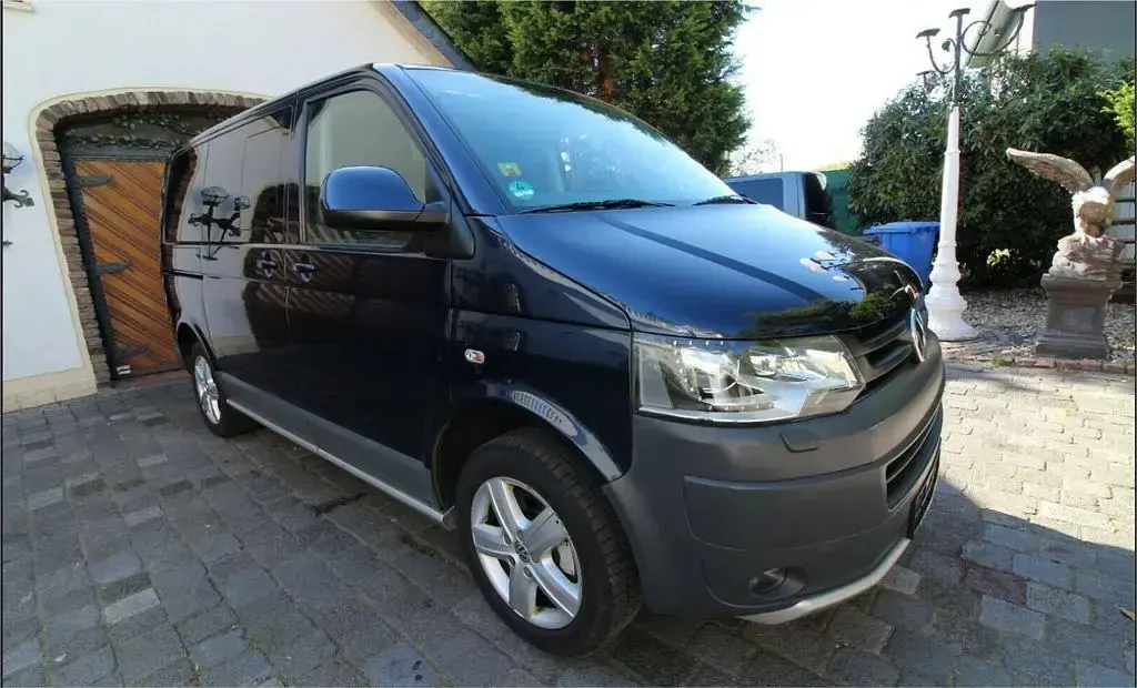 Second-hand VW T5 179 CP (131 kW) 2011 Albastru Van
