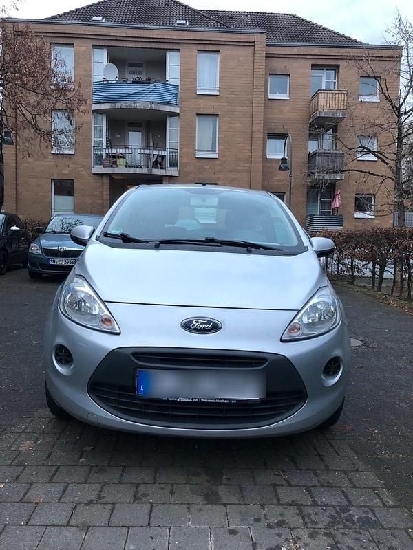 Gebraucht Ford Ka 59 PS (43 kW) 2014 Silber Kleinwagen