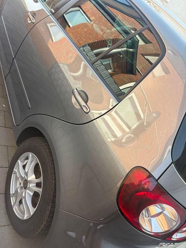 Gebraucht VW Golf VI Comfortline 86 PS (63 kW) 2011 Grau Kleinwagen