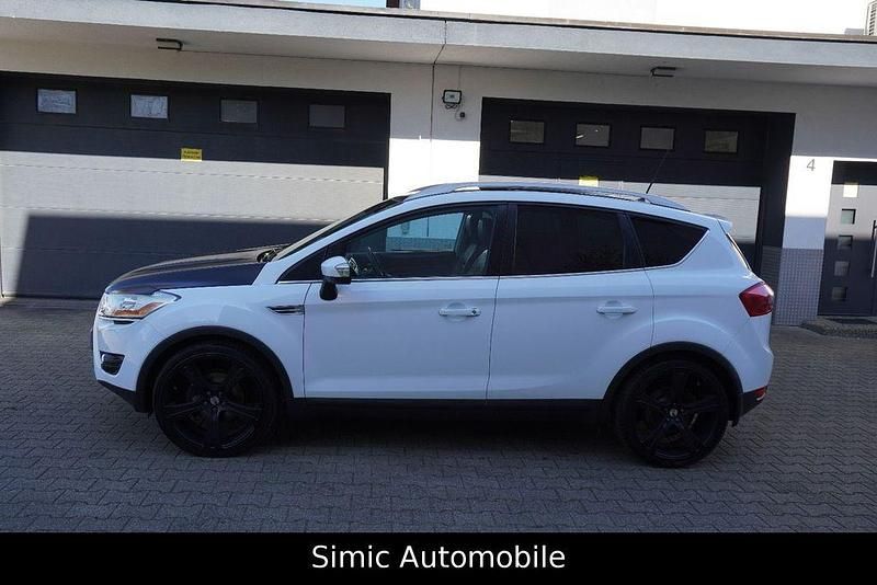 Gebraucht Ford Kuga Titanium 136 PS (100 kW) 2009 Weiß SUV