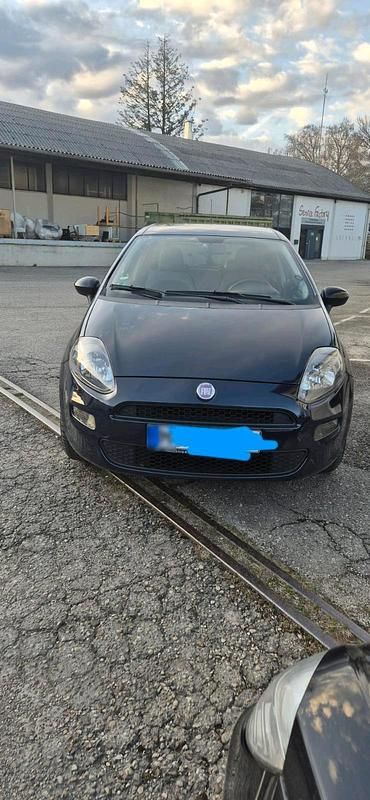 Gebraucht Fiat Punto 69 PS (50 kW) 2012 Blau Kleinwagen