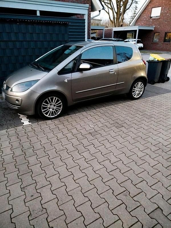 Gebraucht Mitsubishi Colt 95 PS (69 kW) 2007 Grau Kleinwagen