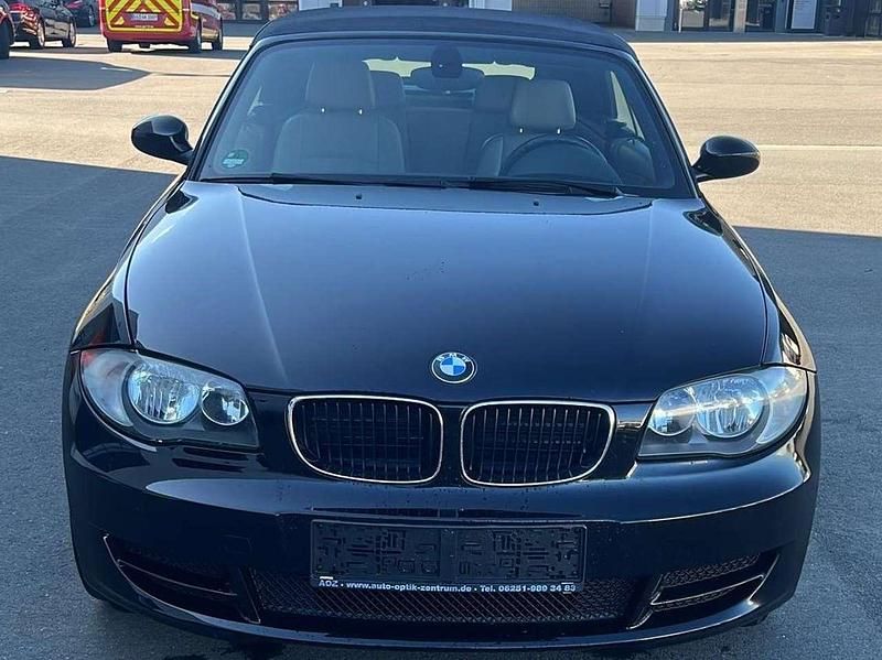 Gebraucht BMW 118 Cabriolet 143 PS (105 kW) 2008 Schwarz ii Cabrio