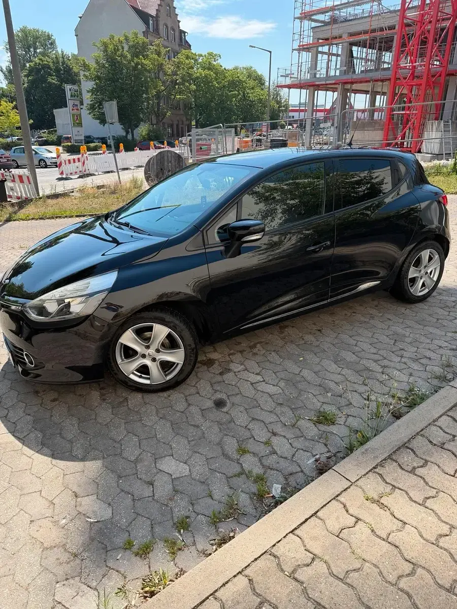 Gebraucht Renault Clio IV 90 PS (66 kW) 2014 Schwarz Kleinwagen