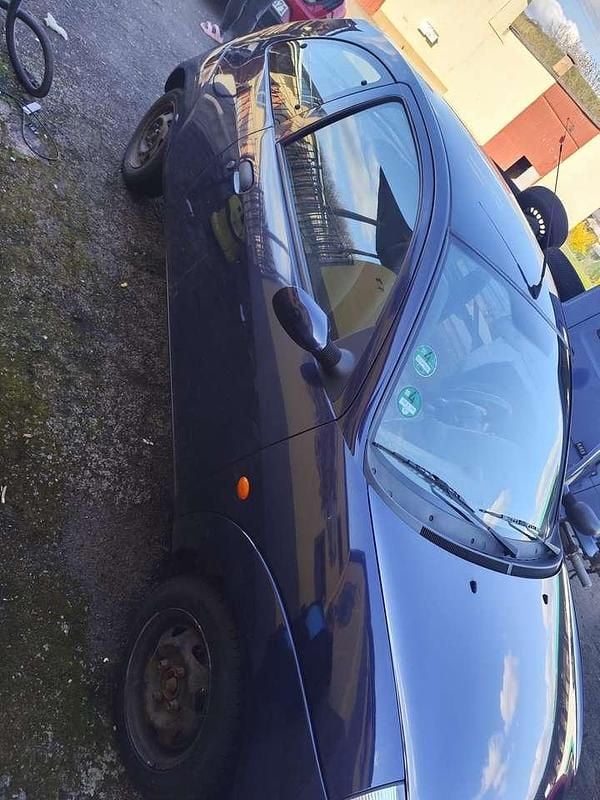 Gebraucht Ford Ka 60 PS (44 kW) 2002 Blau Kleinwagen