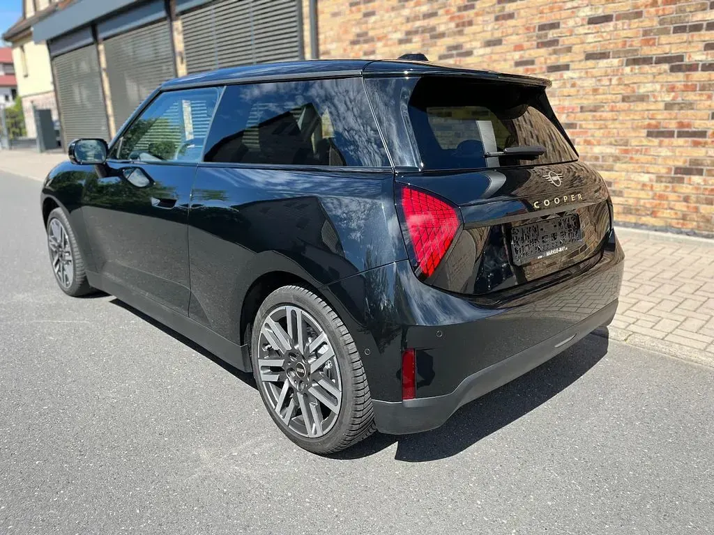 Occasion Mini Cooper 135 kW (184 PK) 2024 Zwart Hatchback
