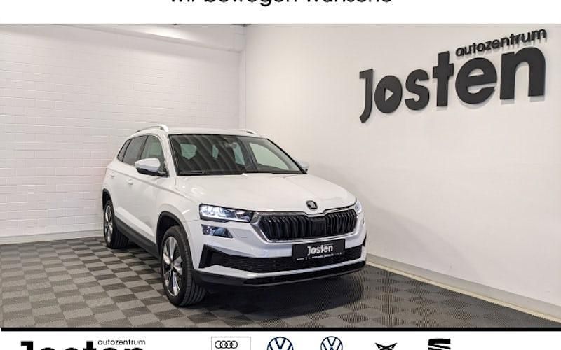 Gebraucht Skoda Karoq Selection 150 PS (110 kW) 2024 Weiß SUV