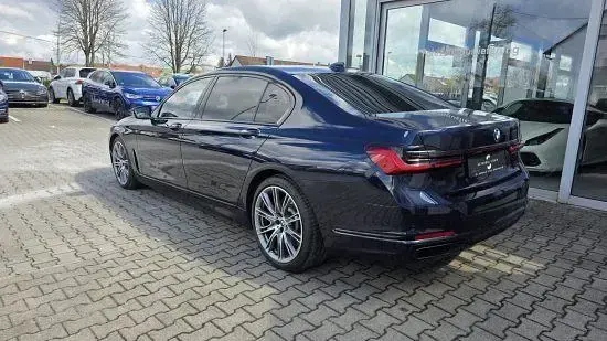 Gebraucht BMW 750L 530 PS (389 kW) 2019 Blau Limousine