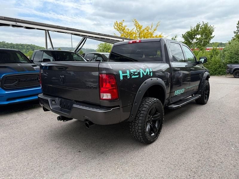 Gebraucht Dodge Ram 401 PS (294 kW) 2021 Weiß Pickup