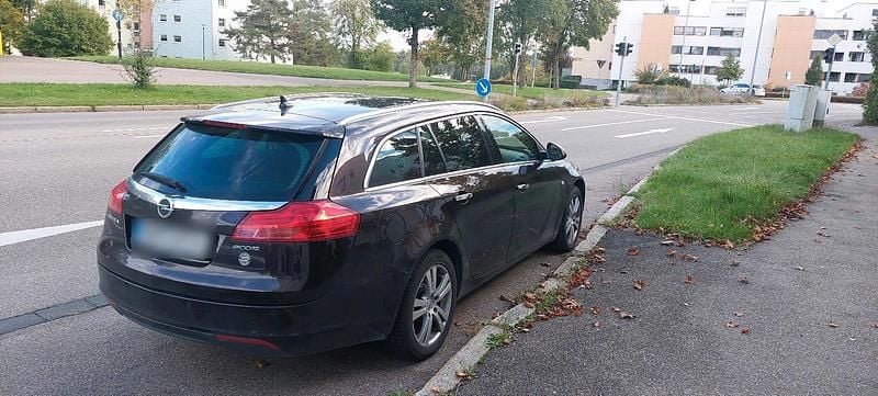 Braun Gebraucht 2012 Opel Insignia Kombi | 4.400 € (Fairer Preis) - Bild 1/4
