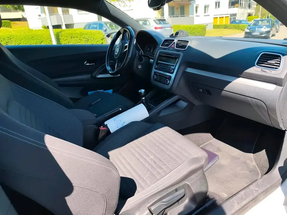 Gebraucht VW Scirocco 122 PS (89 kW) 2010 Weiß Coupé