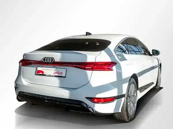 Gebraucht Audi A6 e-tron Ambiente 210 kW (286 PS) 2025 Gletscherweiß SUV