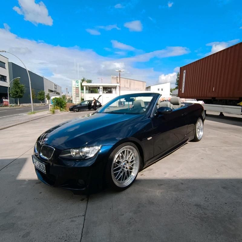 Blau Gebraucht 2008 BMW 335 Cabriolet M Sport Cabrio | 11.850 € (Guter Preis) - Bild 1/4