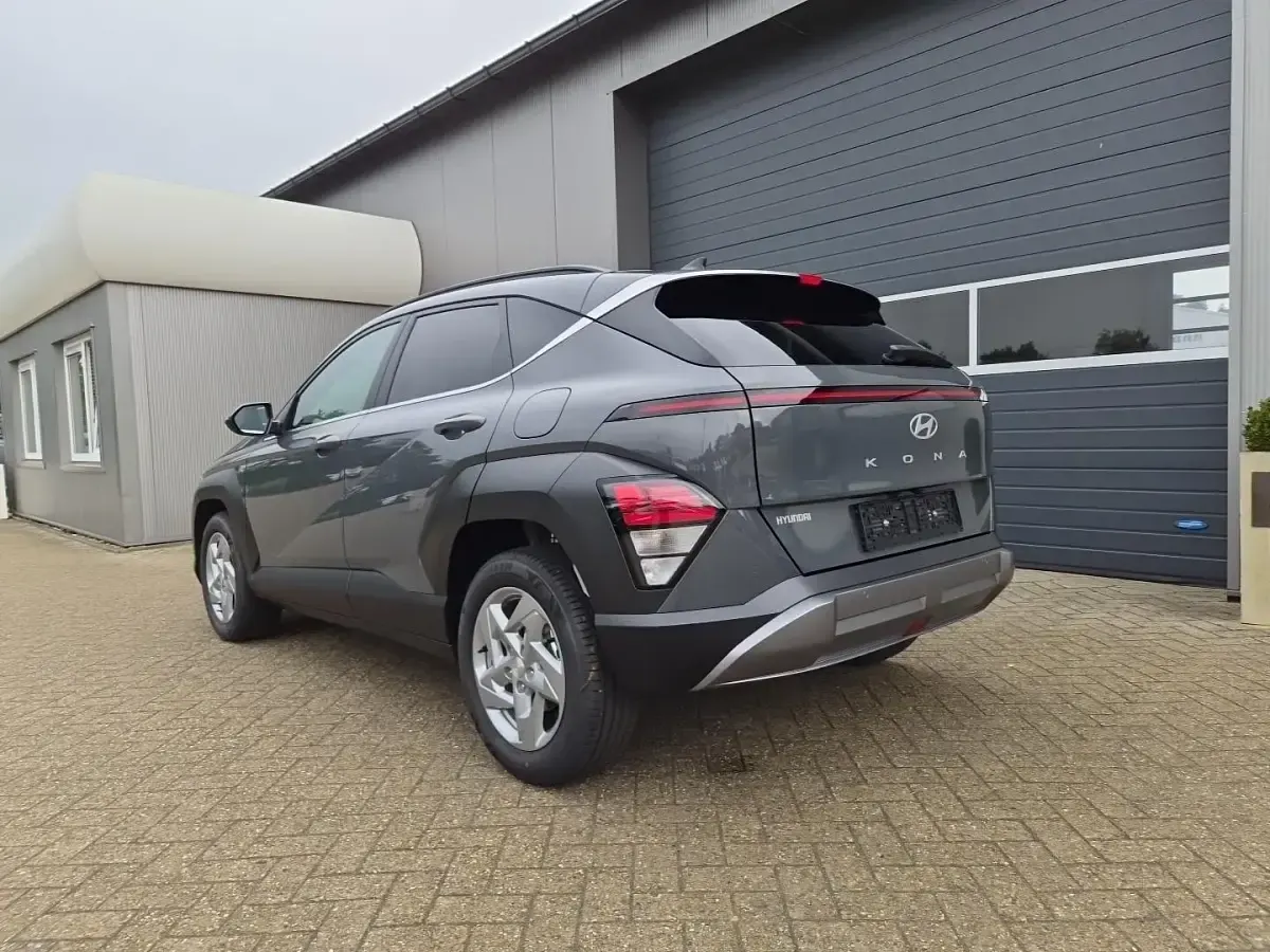 Neu Hyundai Kona Trend 150 PS (110 kW) 2026 Ecotronic grey SUV