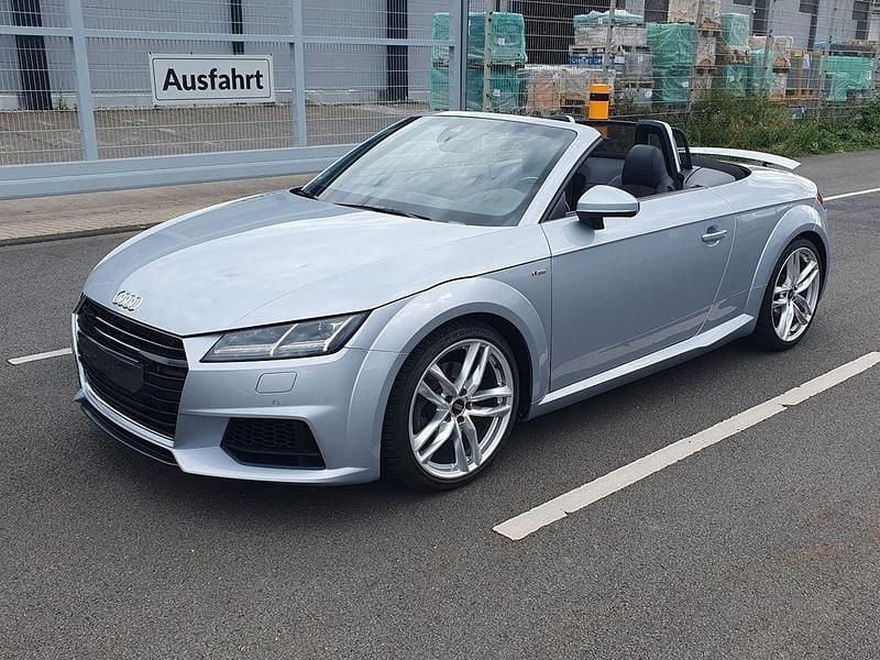 Silber Gebraucht 2017 Audi TT Roadster S-Line Cabrio | 22.999 € (Guter Preis) - Bild 1/4