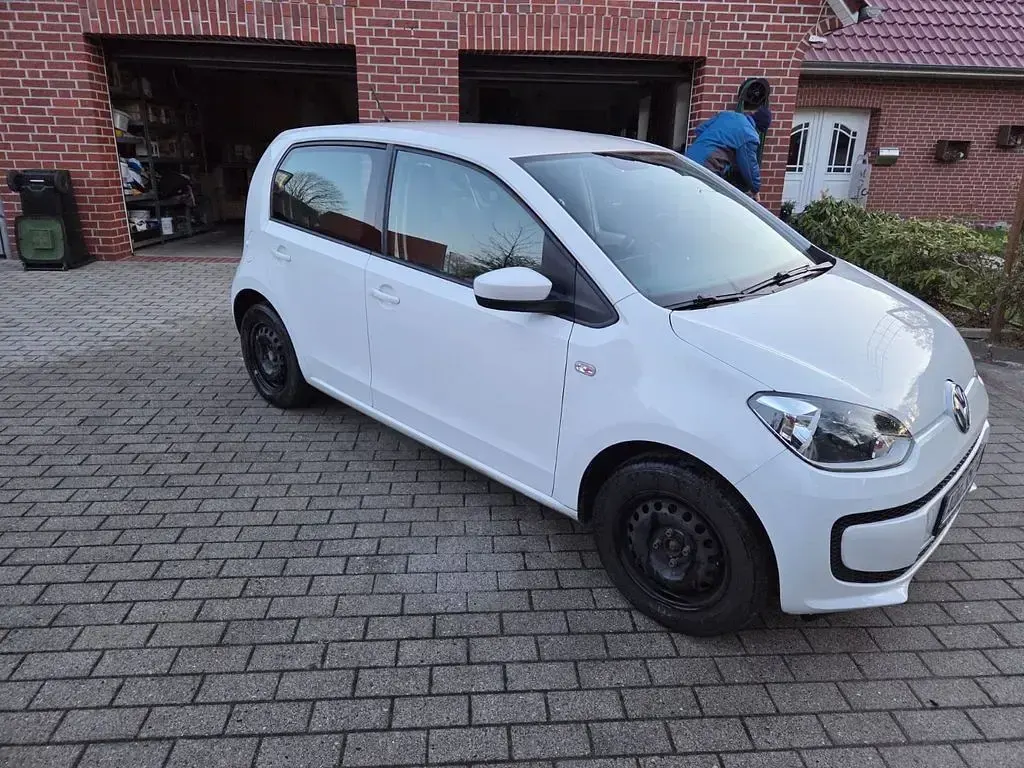 Second-hand VW up! move up! 60 CP (44 kW) 2016 Alb Hatchback
