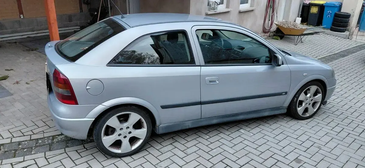 Gebraucht Opel Astra 147 PS (108 kW) 2002 Coupé