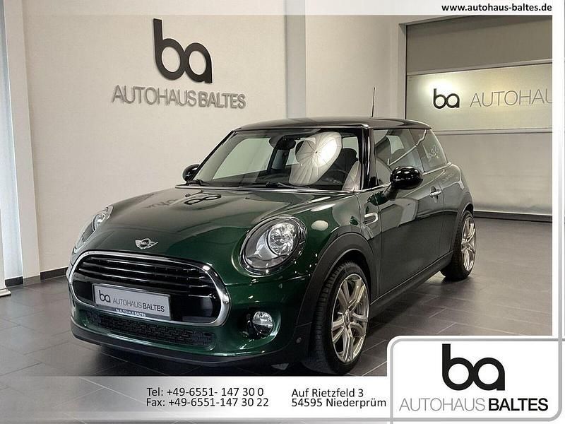 Gebraucht Mini Cooper Pepper 136 PS (100 kW) 2016 British racing green Kleinwagen