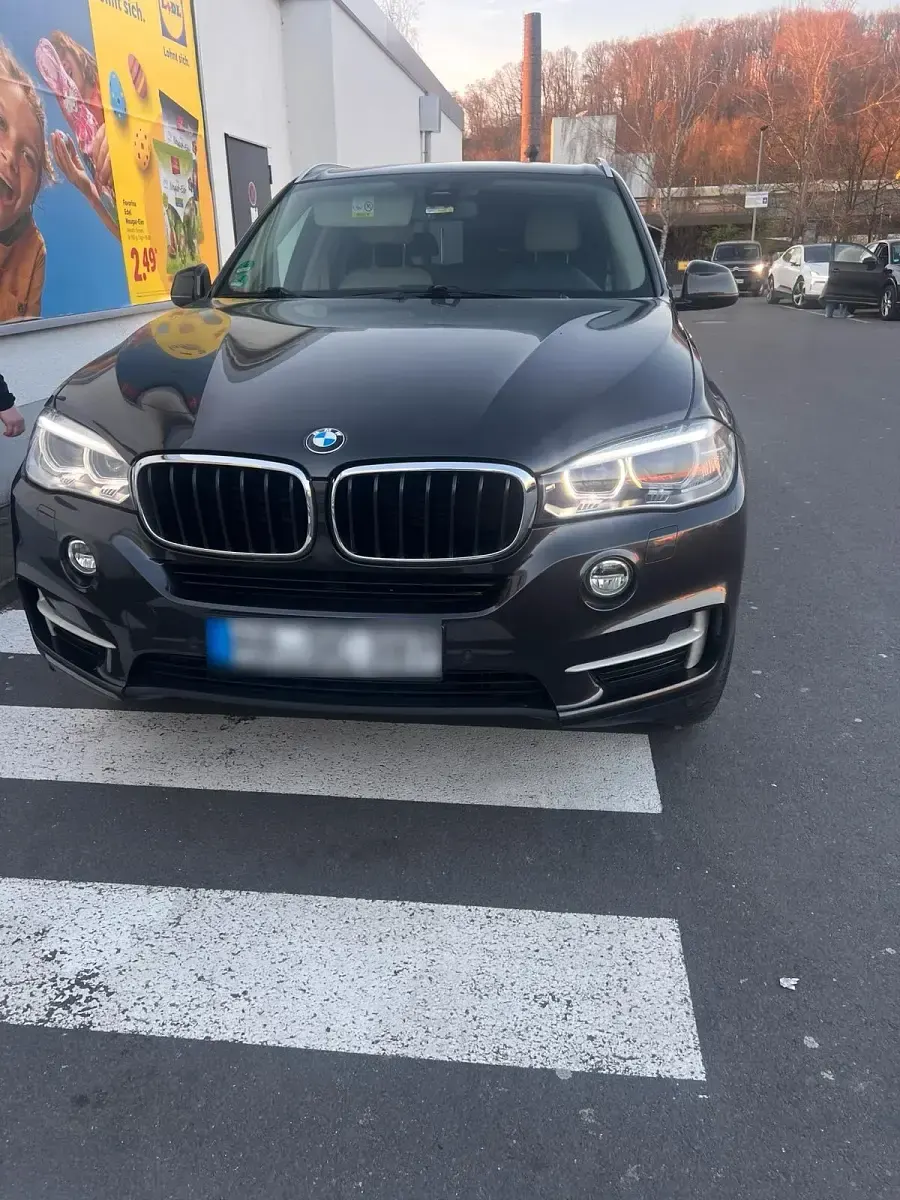 Second-hand BMW X5 258 CP (189 kW) 2015 Gri SUV