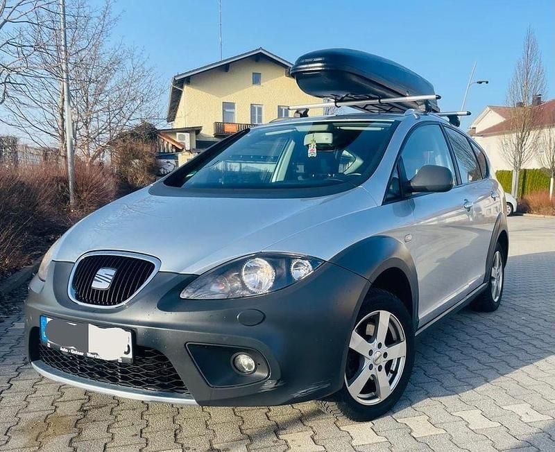 Gebraucht Seat Altea 170 PS (125 kW) 2010 Silber Van / Kleinbus