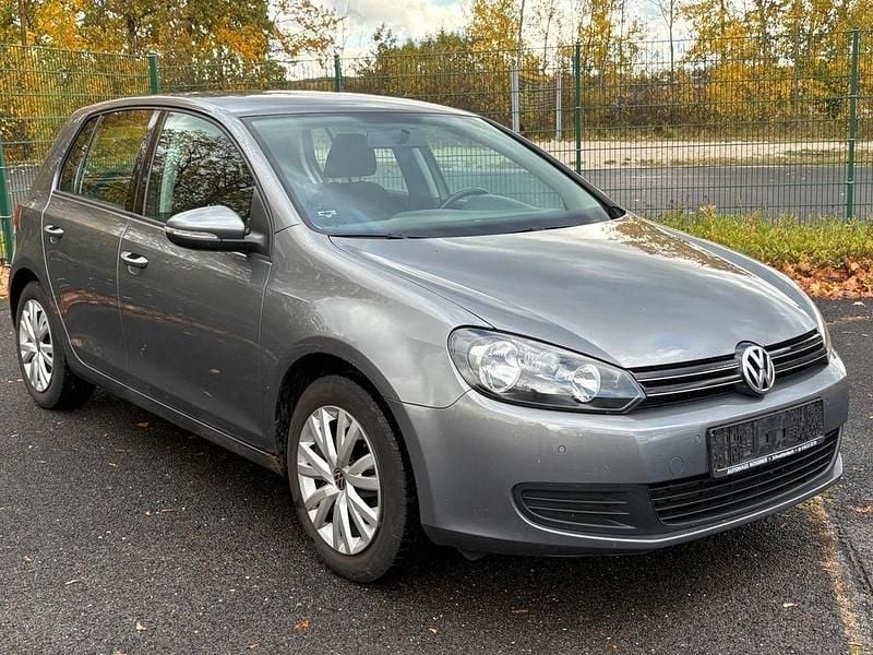Gebraucht VW Golf VI 122 PS (89 kW) 2010 Grau Kleinwagen