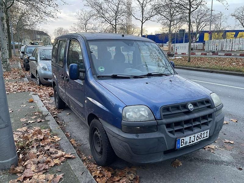 Gebraucht Fiat Doblò 103 PS (75 kW) 2005 Blau Van / Kleinbus