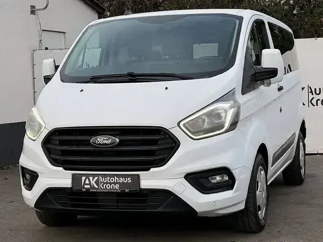 Gebraucht Ford Transit Custom 105 PS (77 kW) 2022 Weiß Van / Kleinbus