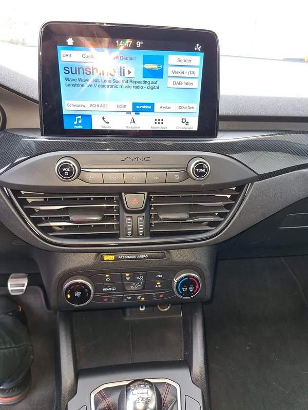 Usata Ford Focus ST-Line 150 CV (110 kW) 2019 Grigio Station wagon
