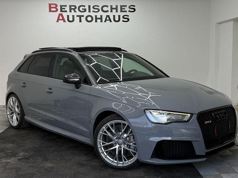Gebraucht Audi RS3 Comfort 367 PS (269 kW) 2016 Grau Limousine