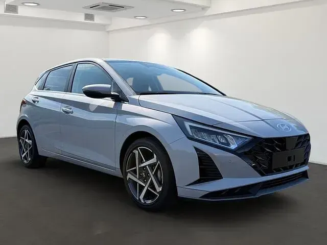 Neu Hyundai i20 Prime 101 PS (74 kW) 2025 Purple (lumen grey / mic) Kleinwagen