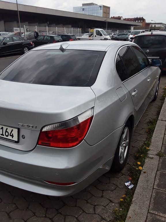 Używany BMW 520 170 KM (125 kW) 2005 Srebrny Sedan/Limuzyna