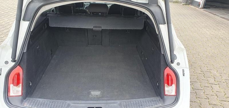 Gebraucht Opel Insignia 110 PS (80 kW) 2010 Weiß Kombi