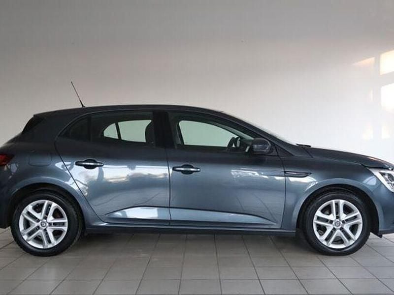 Gebraucht Renault Mégane IV 132 PS (97 kW) 2017 Grau Limousine