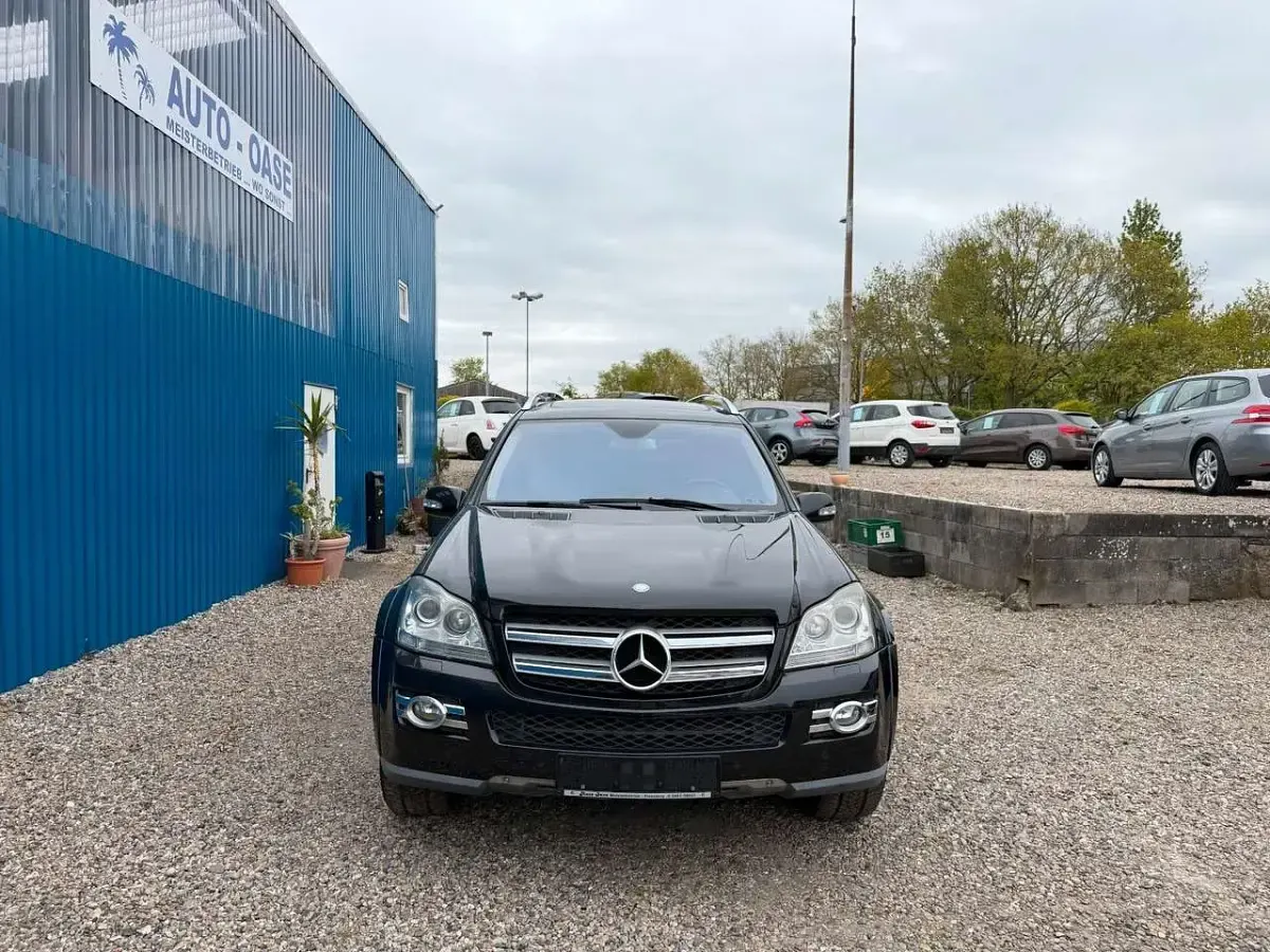 Używany Mercedes GL420 306 KM (225 kW) 2008 Czarny SUV