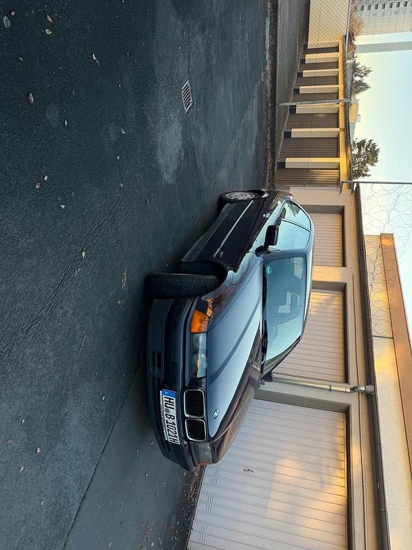 Violet Gebraucht 1995 BMW 316 | 4.999 € - Bild 1/4