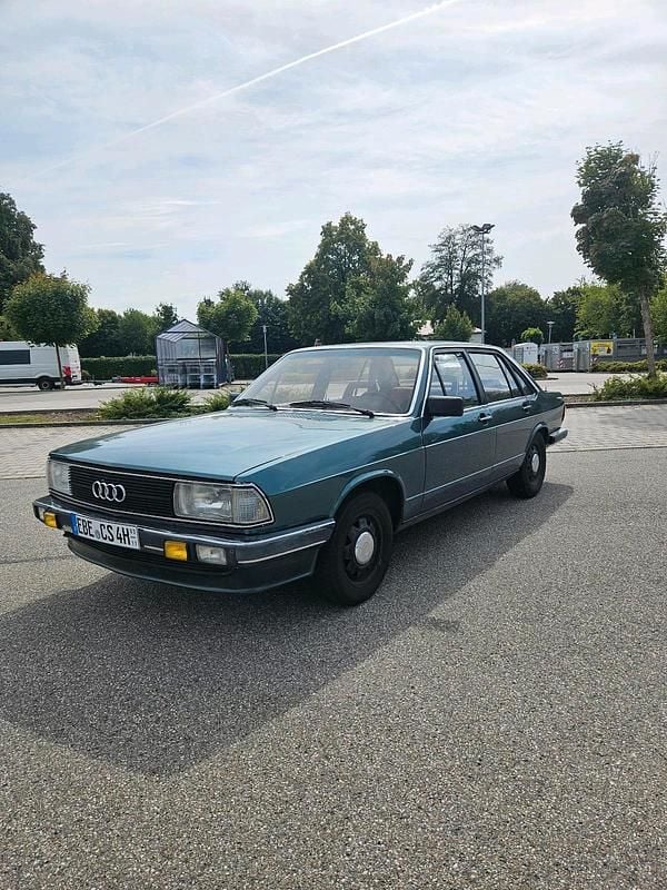 Grün Gebraucht 1984 Audi 100 Limousine | 2.500 € - Bild 1/4