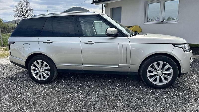 Gebraucht Land Rover Range Rover Vogue 249 PS (183 kW) 2014 Gold SUV