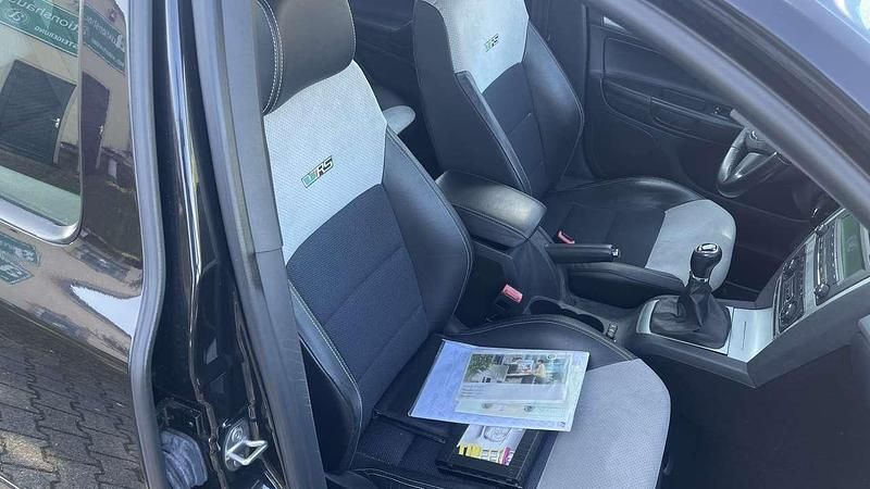 Gebraucht Skoda Octavia RS 200 PS (147 kW) 2011 Schwarzmagic perleffekt Limousine