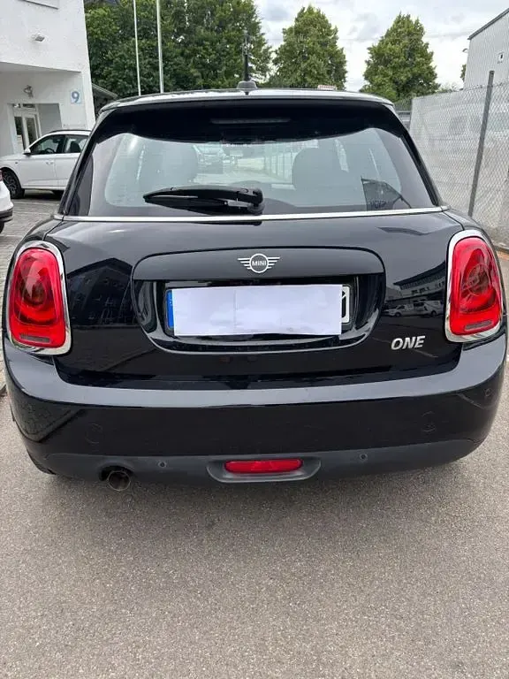 Gebraucht Mini ONE 102 PS (75 kW) 2019 Schwarz Kleinwagen