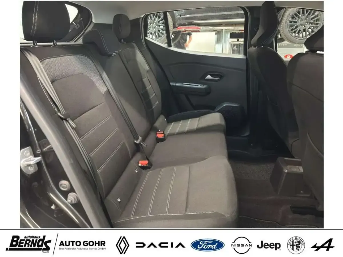 Gebraucht Dacia Sandero Expression 91 PS (66 kW) 2024 Schwarz Kleinwagen