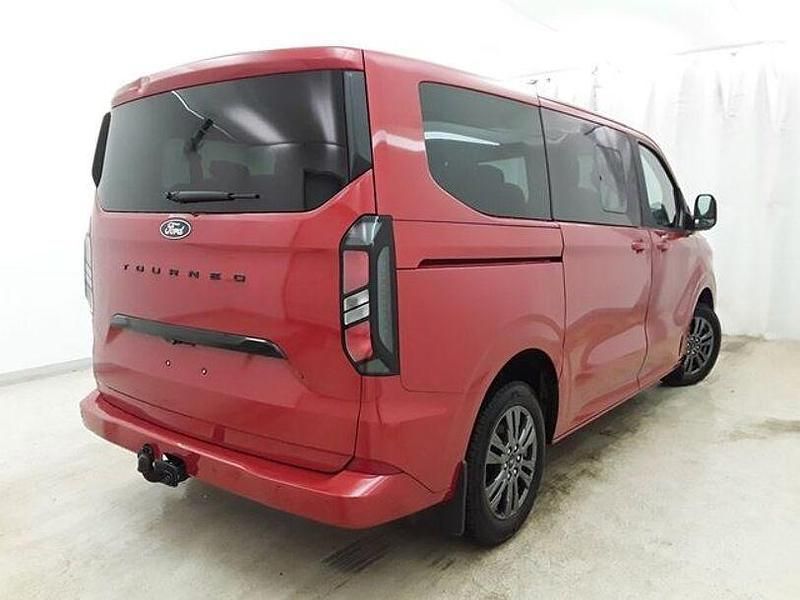 Gebraucht Ford Tourneo Custom 136 PS (100 kW) 2024 Andere Van