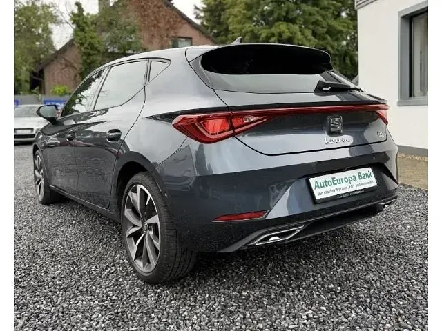 Gebraucht Seat Leon FR 204 PS (150 kW) 2023 Grau Limousine