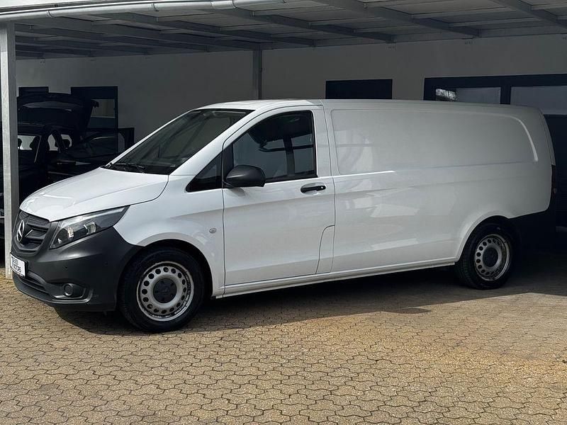 Gebraucht Mercedes Vito 190 PS (139 kW) 2020 Weiß Van