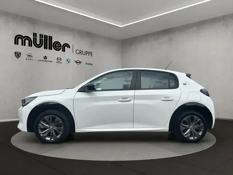 Gebraucht Peugeot e-208 Active 100 kW (136 PS) 2022 Weiss Kleinwagen
