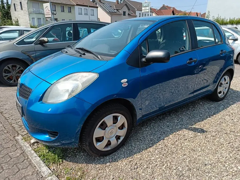 Gebraucht Toyota Yaris Cool 69 PS (50 kW) 2008 Blau Kleinwagen