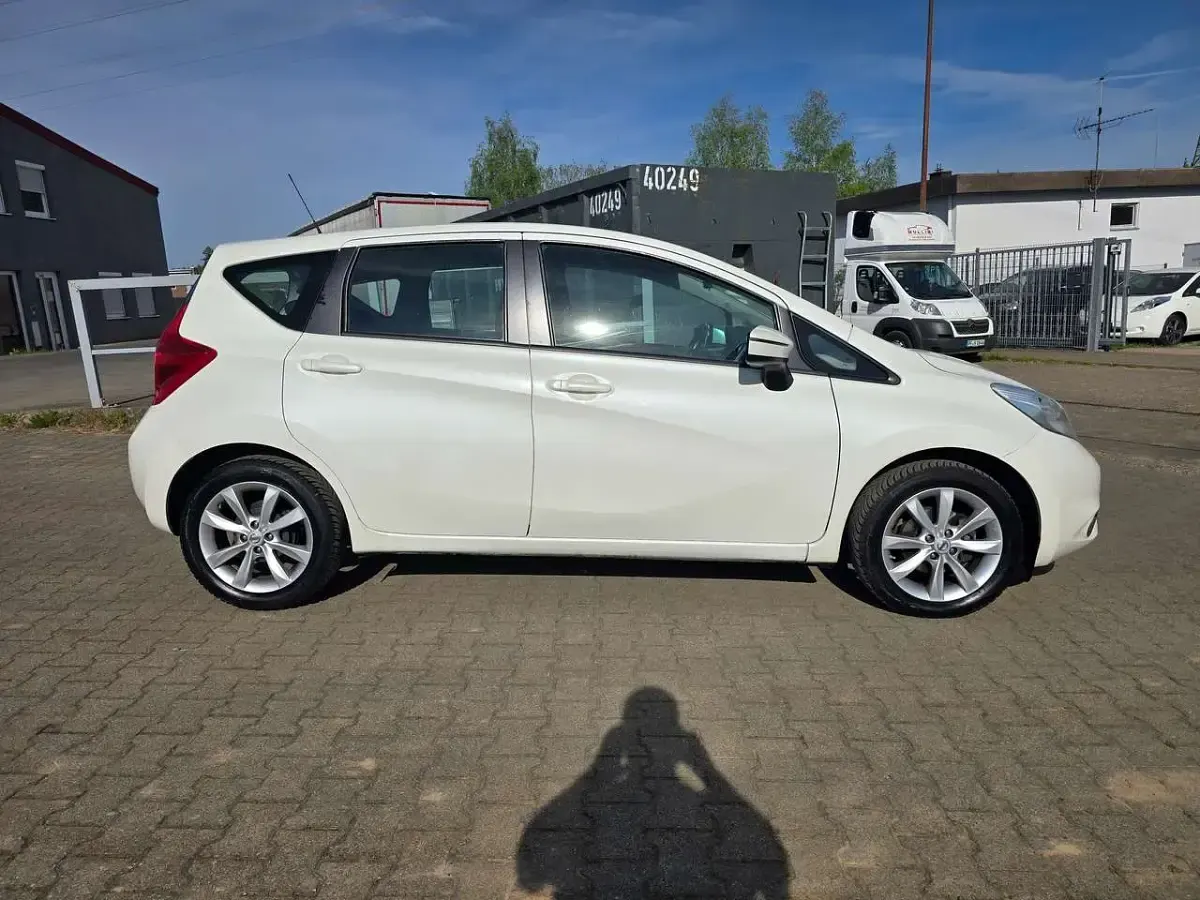 Gebraucht Nissan Note Acenta 98 PS (72 kW) 2015 Brilliant white (m) Kleinwagen