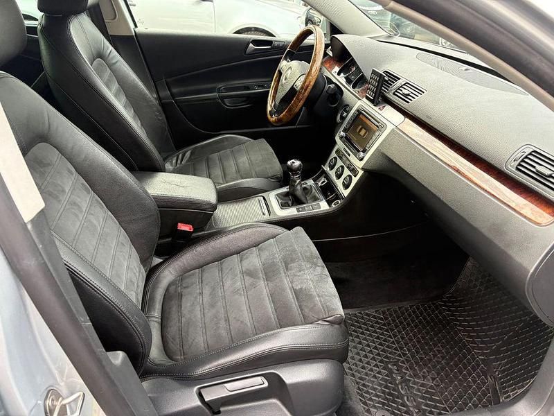 Gebraucht VW Passat Highline 140 PS (102 kW) 2008 Silber Limousine