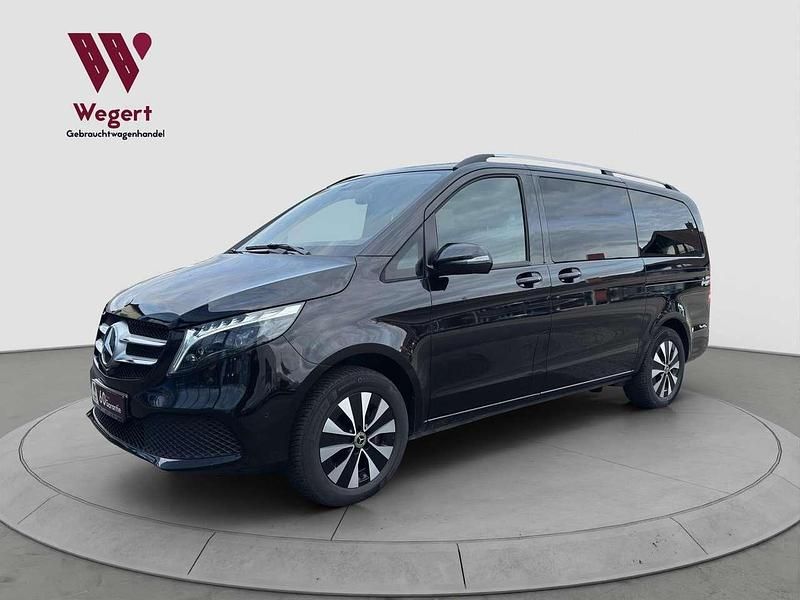 Gebraucht Mercedes V300 237 PS (174 kW) 2023 Schwarz Van / Kleinbus