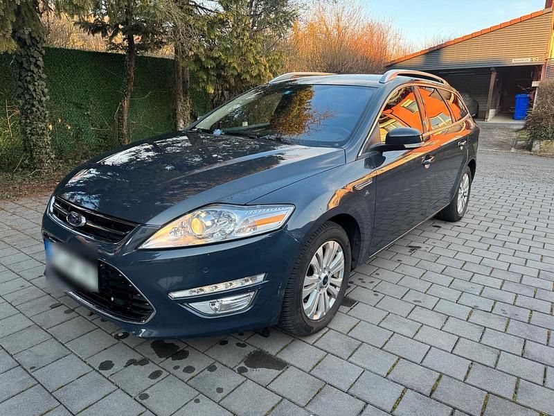 Gebraucht Ford Mondeo 163 PS (119 kW) 2012 Grau Kombi