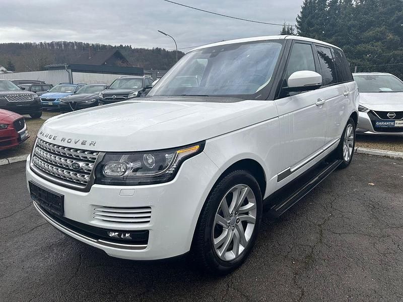 Weiß Gebraucht 2017 Land Rover Range Rover Vogue SUV | 25.900 € (Guter Preis) - Bild 1/4